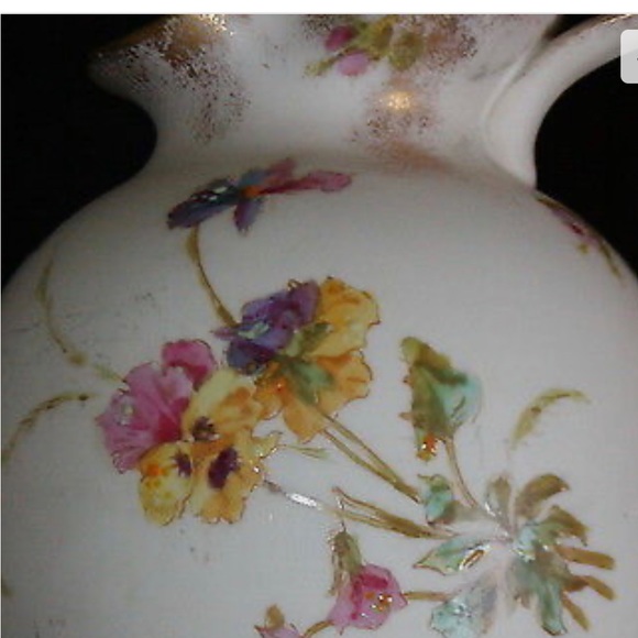lovely hand-painted porcelain pitcher made by Royal Crown Derby, England in 1894 - Picture 2 of 4